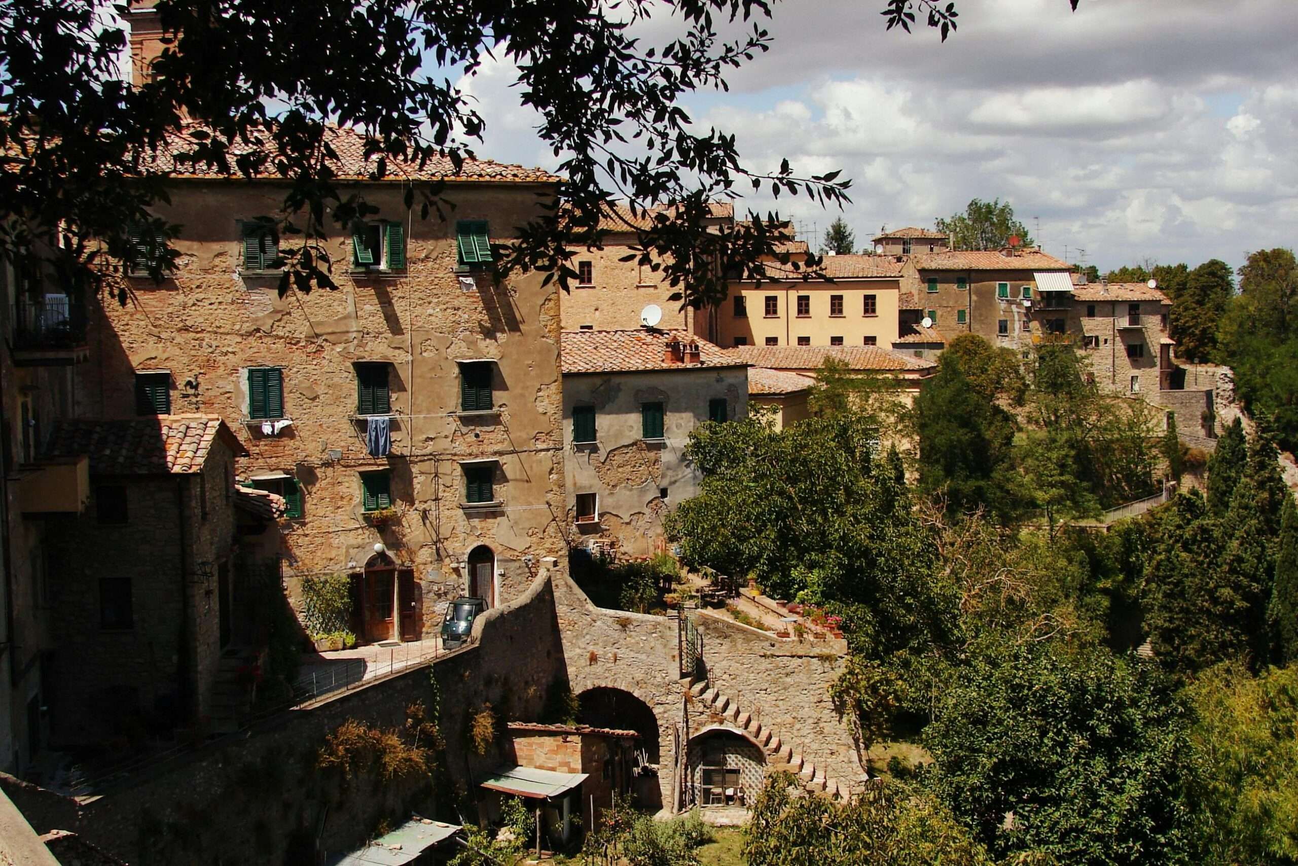 1 girono a Volterra